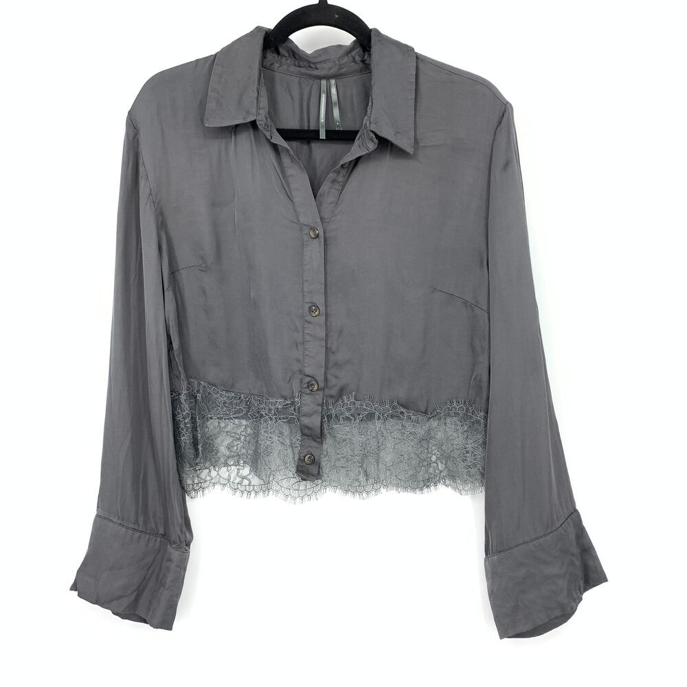 By Anthropologie Satin + Lace Pajama Set Cropped Top W/Shorts Gray Size Medium - Picture 8 of 13